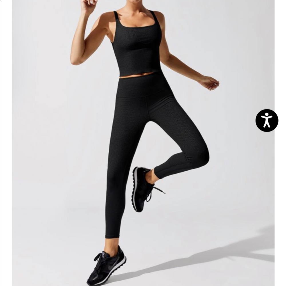 Carbon38 set: leggings and tank